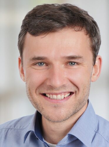 Dr. Ephraim Zimmer